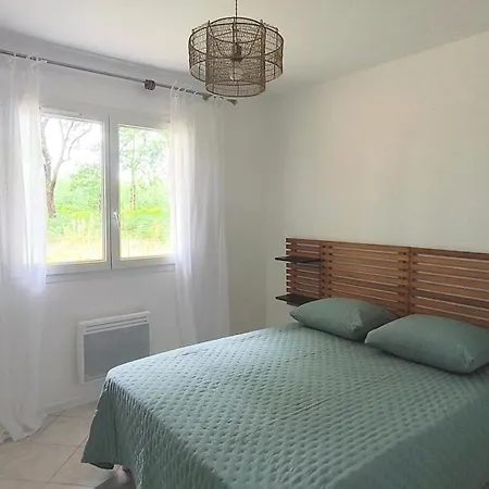 La Des Pins בית נופש *