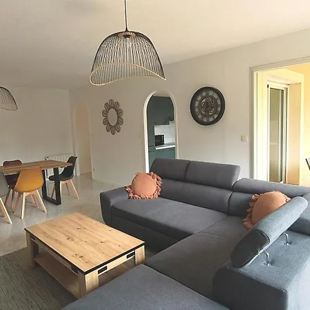 La Des Pins * אנדרנוס-לה-באינס